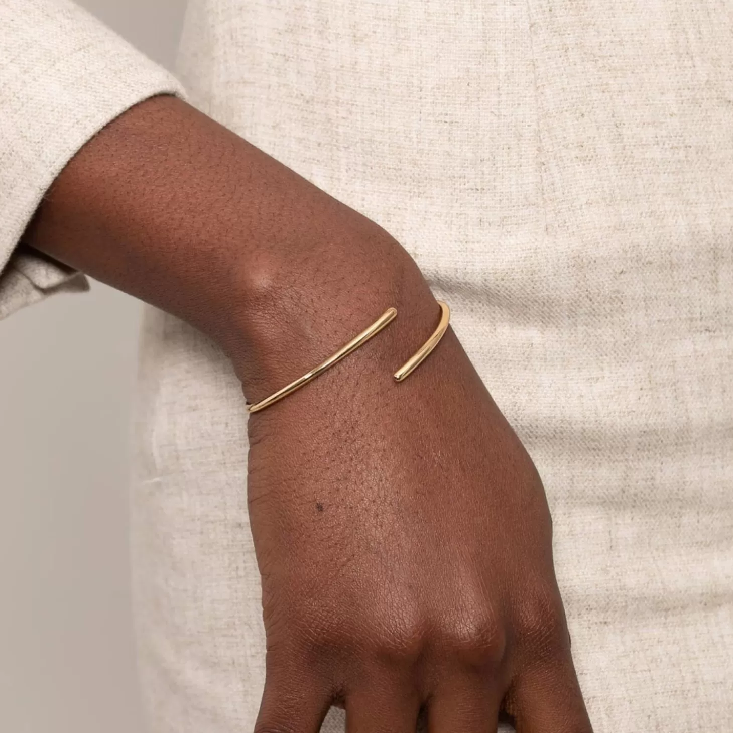 Gold-Tone Bangle*Astrid & Miyu Discount