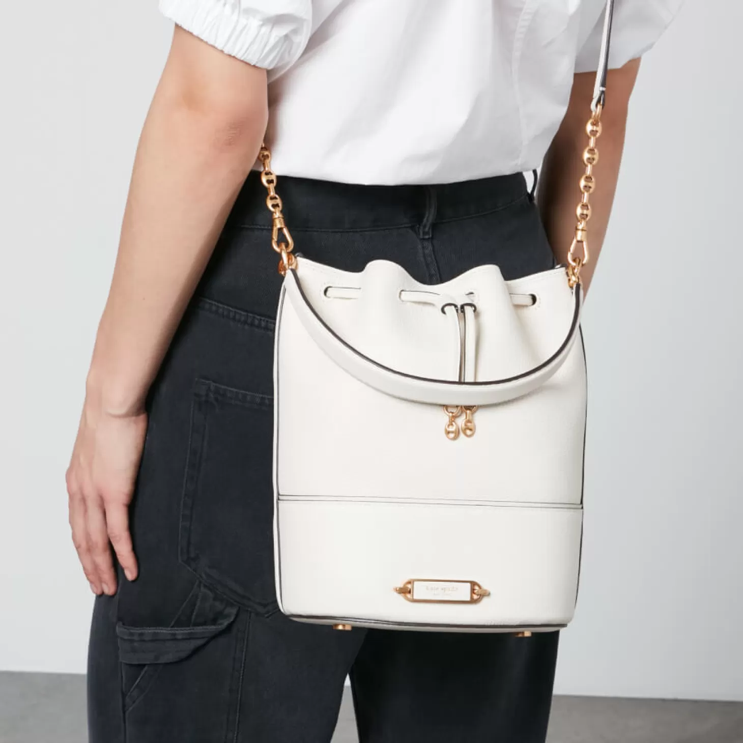 Gramercy Leather Bucket Bag*Kate Spade New York Hot