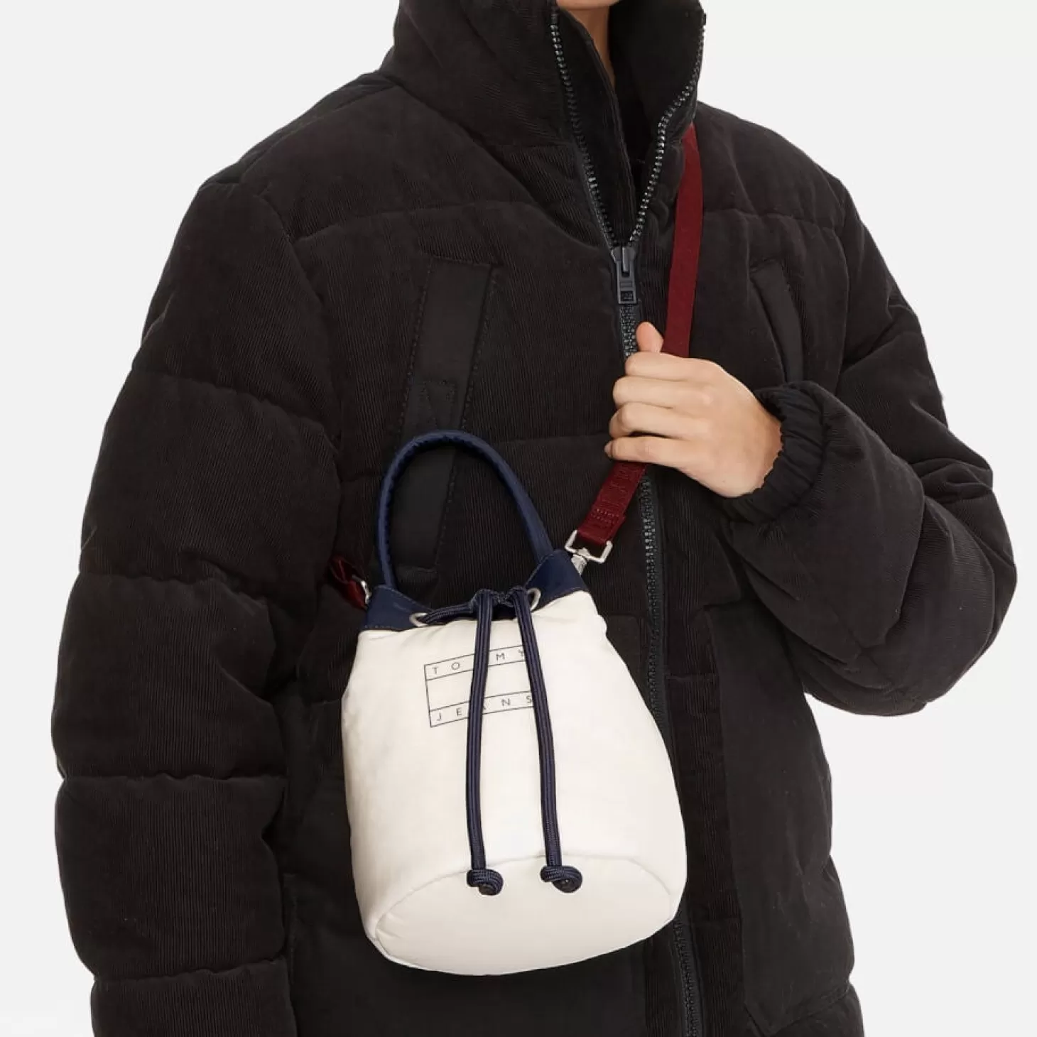 Heritage Pillow Shell Bucket Bag*Tommy Jeans Outlet